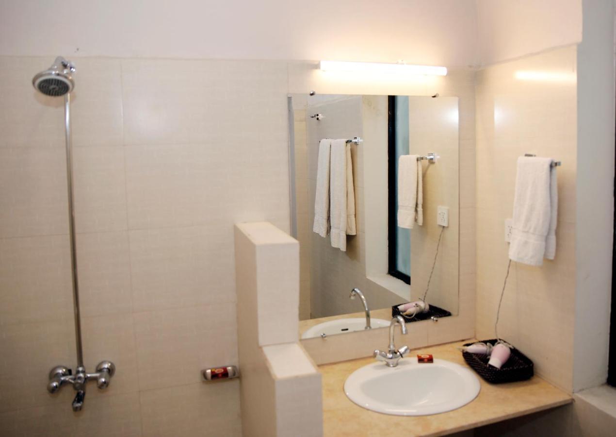 Ambassador Suites & Hotel Islamabad Extérieur photo