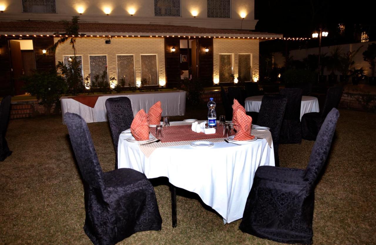 Ambassador Suites & Hotel Islamabad Extérieur photo