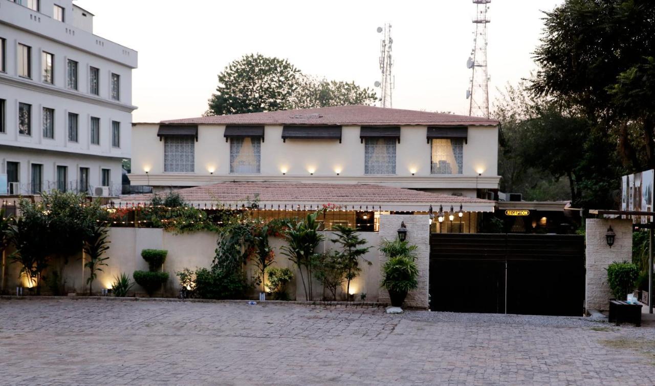 Ambassador Suites & Hotel Islamabad Extérieur photo